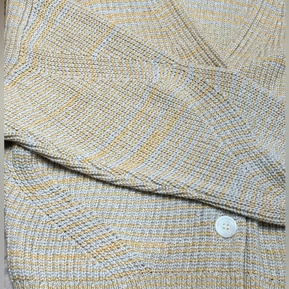 Current Elliott Cardigan Light Yellow and tan Size:1 (S/M) NWOT - Picture 5 of 6